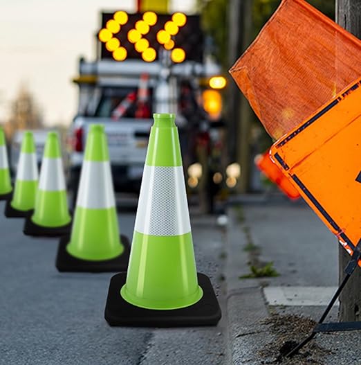 BESEA 18 Inch Fluorescent Green Traffic Cones with 6" Reflective Collar, High Visibility Safety Cones for Road, Parking, Construction, Sports Training (4 Pack)